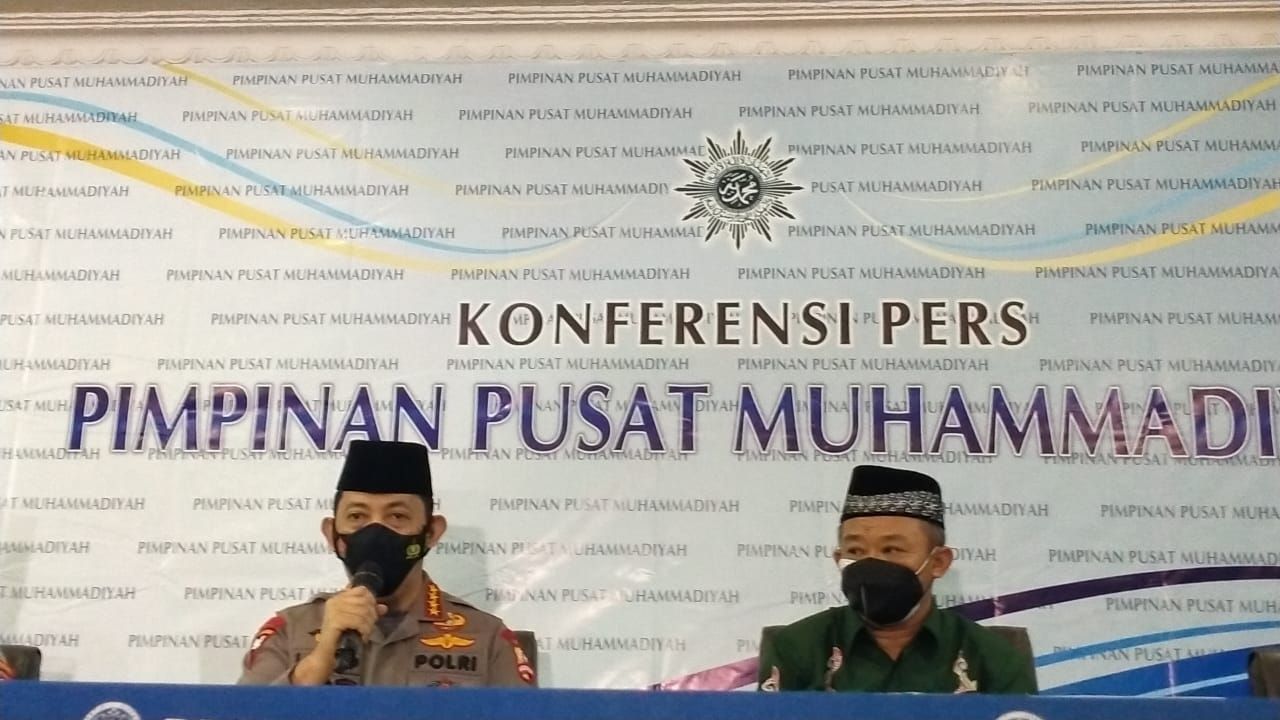 Kapolri Jenderal Listyo Sigit Prabowo saat menyambangi PP Muhammadiyah /Pikiran-Rakyat.com/ Amir Faisol