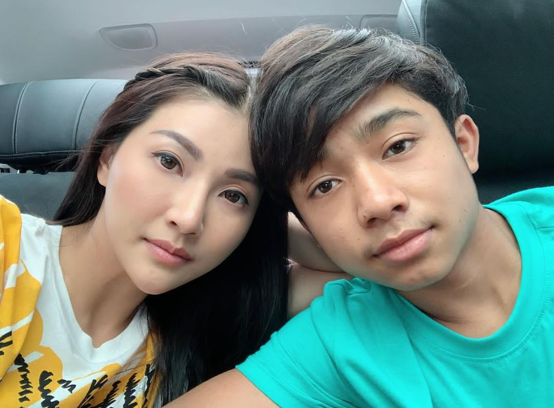 Lirik Lagu Xin Sheng Dari Sarwendah Suara Hatiku Versi Mandarin Untuk Perayaan Imlek 2021 Malang Terkini Lagu imlek mandarin 2021 terbaru terpopuler terbaik terhits , happy chinese new year songs cny 2021. lirik lagu xin sheng dari sarwendah