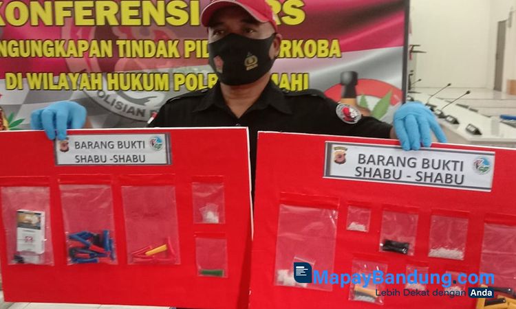 Barang bukti narkoba yang berhasil diamankan Polres Cimahi dari 16 pengedar