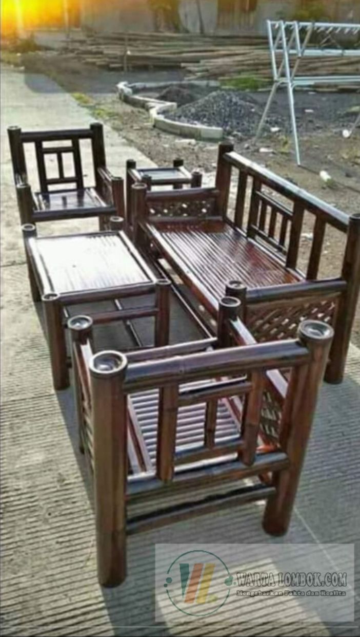 Produk furniture karya Mustawan.