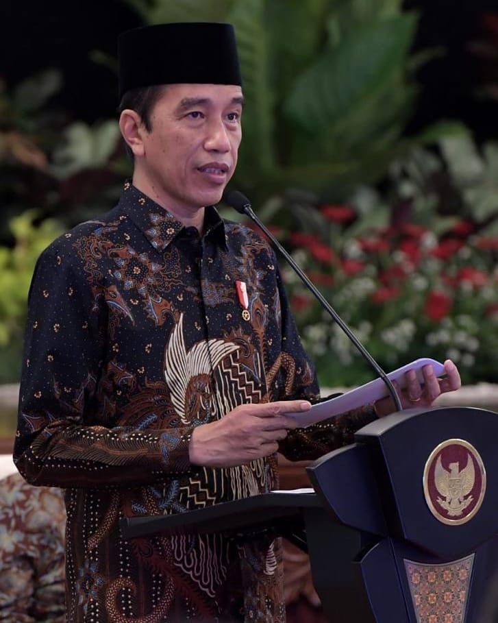 Presiden Jokowi Mengubah Kebijakan PSBB Jawa Bali menjadi PPKM Skala Mikro