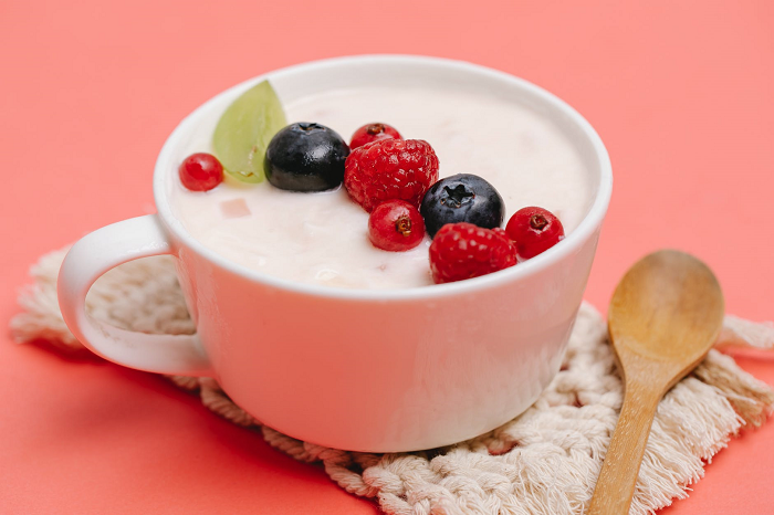 Yogurt merupakan salah satu makanan yang bisa membuat aroma tubuh lebih baik.