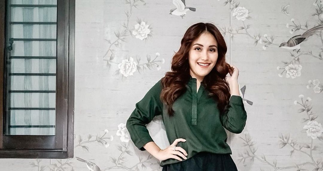Ayu Ting Ting batal menikah dengan kekasihnya Adit Jayusman