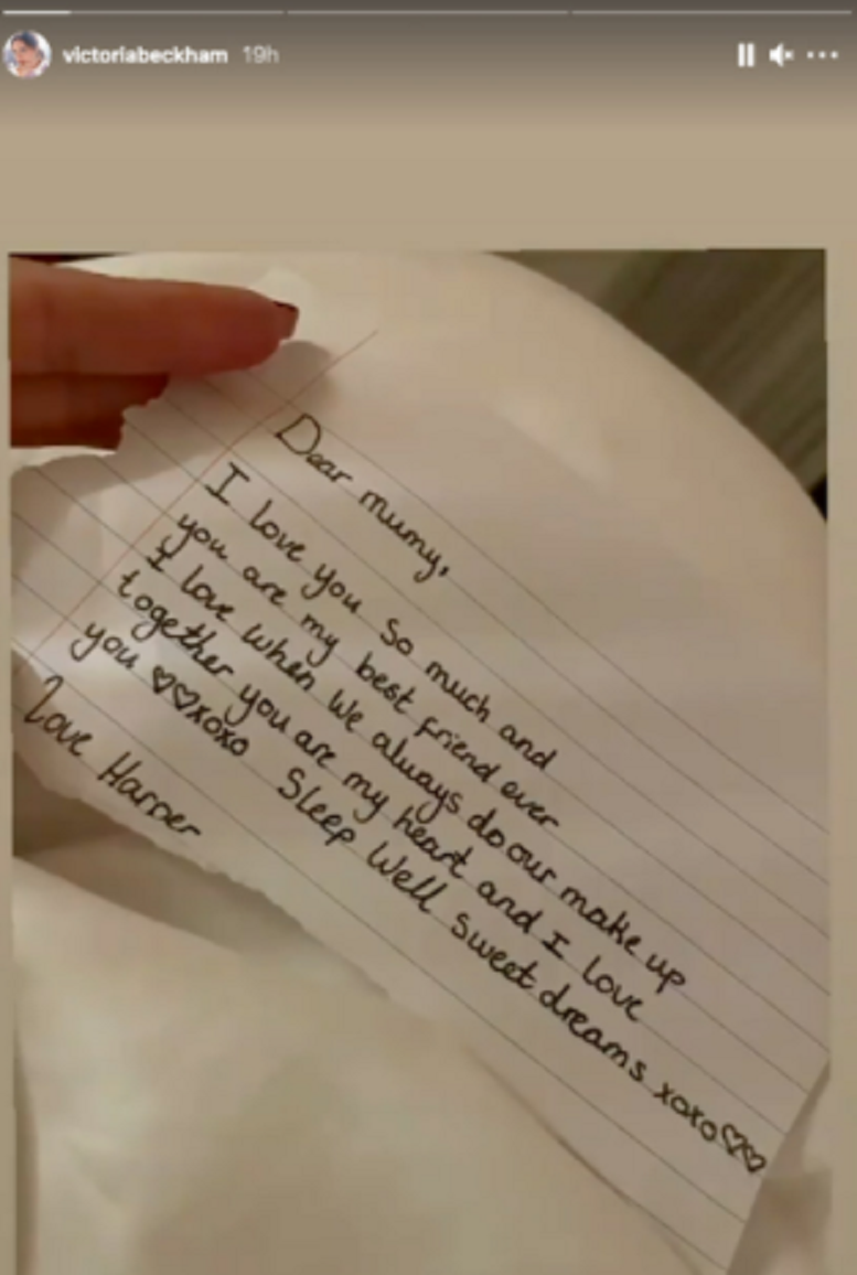 Victoria Beckham bagikan catatn yang ditulis putrinya Harper
