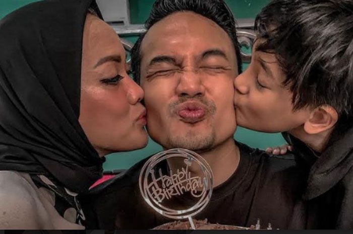 biodata natalia istri panji saputra