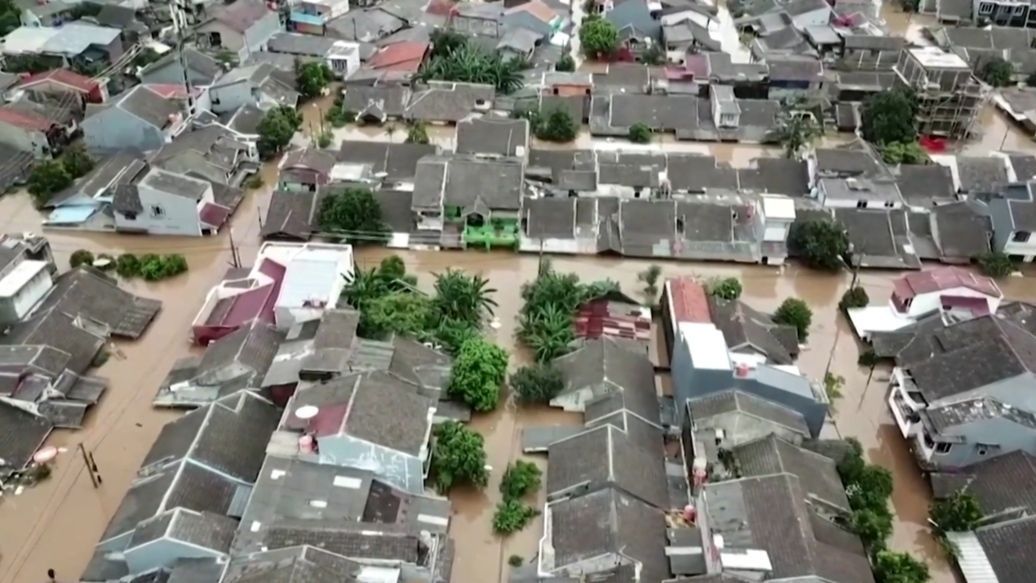 Banjir Jakarta pada Sabtu, 20 Februari 2021 menggenang sebagian wilayah Jakarta.