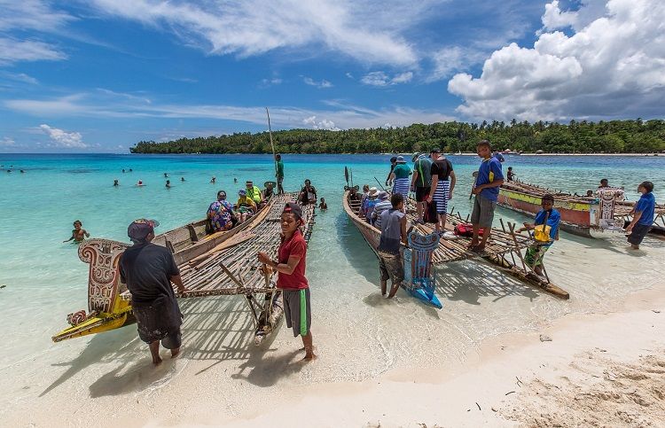 Lirik Lagu Apuse dari Papua Beserta Maknanya - Portal Jember - Halaman 2