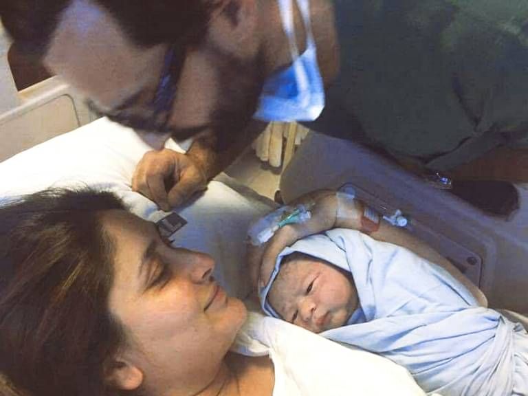 Kareena Kapoor usai melahirkan bayi laki-lakinya.