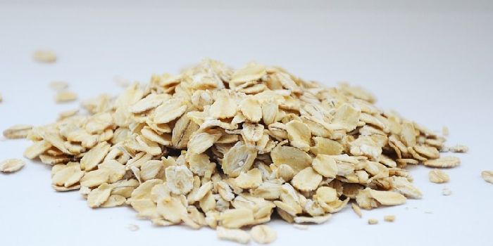 Ilustrasi oatmeal sebagai salah satu makanan yang baik untuk menurunkan kadar gula darah