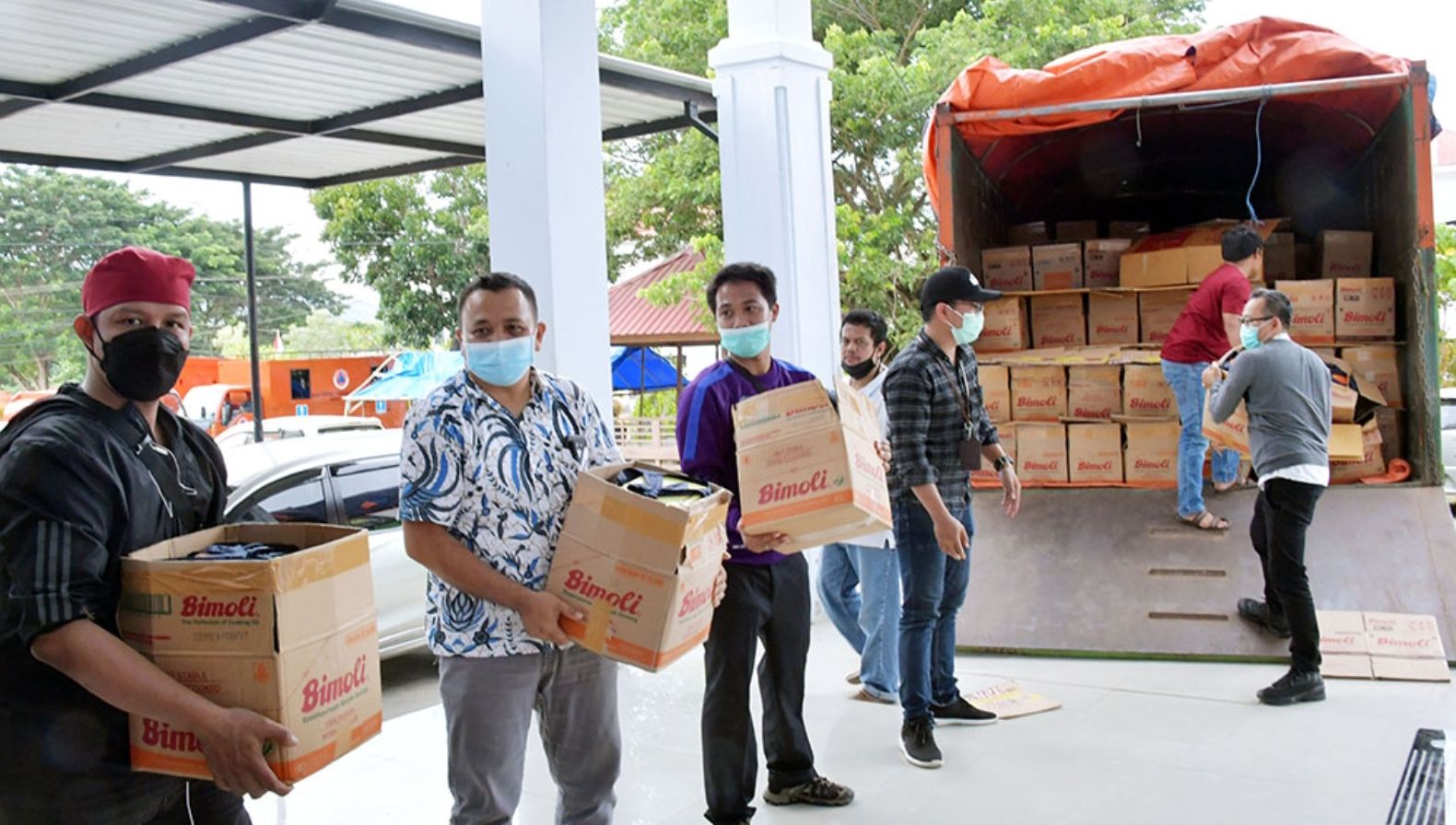 Bantuan 1000 Paket Sembako Korban Gempa Bumi Mamuju dari Kemendag Peduli 