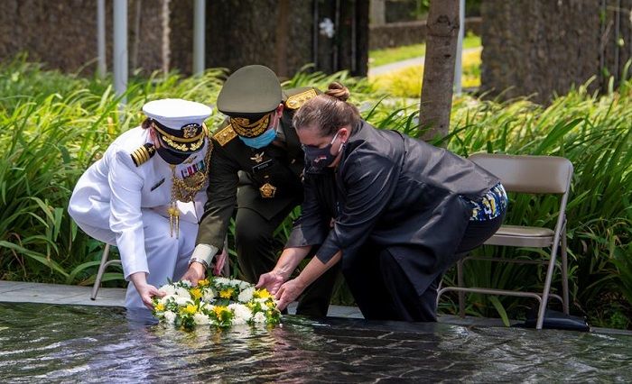 Kedubes AS melaksanakan Peringatan pertempuran di Selat Sunda.*
