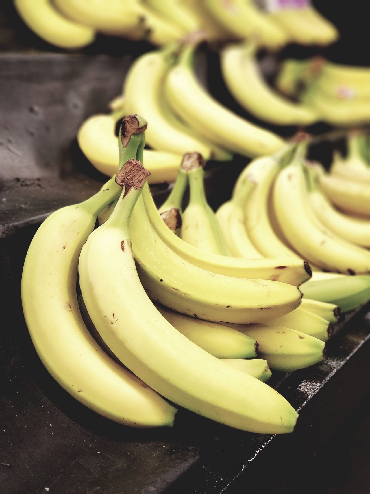 Suka Makan Buah Pisang Simak Cara Memanen Buah Pisang Dari Pohonnya Warta Lombok