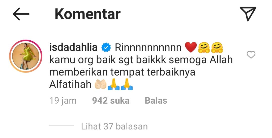 Komentar Iis Dahlia terkait wafatnya Rina Gunawan.