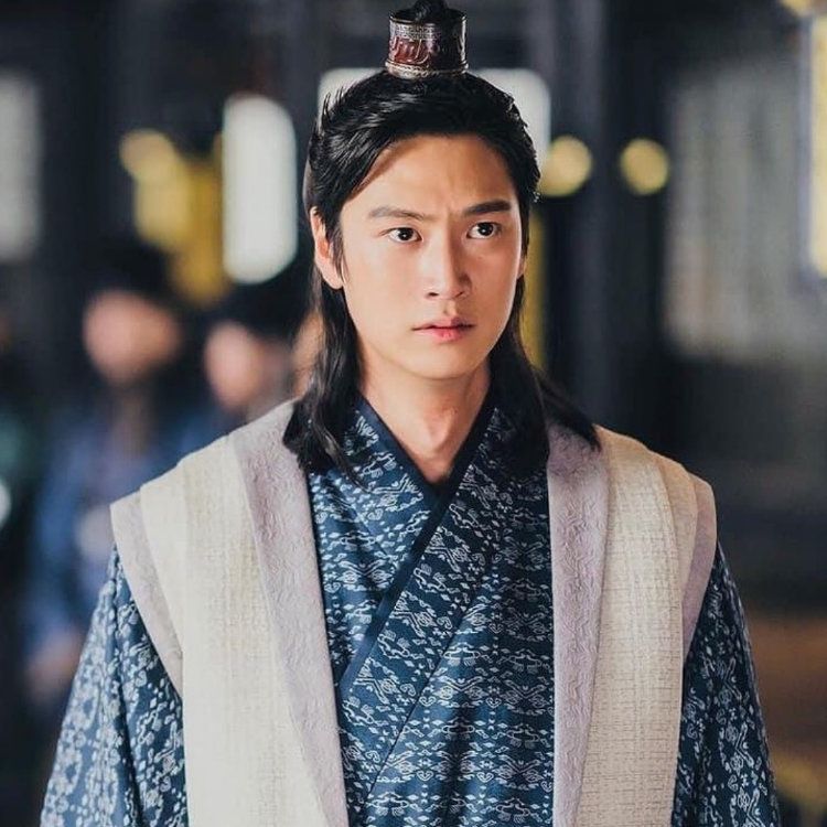 Na In Woo berperan sebagai On Dal dalam River Where the Moon Rises, menggantikan sosok On Dal sebelumnya yang diperankan oleh Ji Soo.