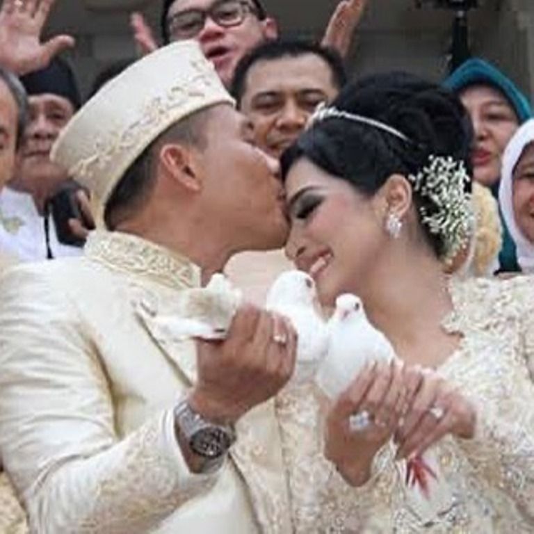 Jelang Pernikahan Aurel Hermansyah unggah foto pernikahan Anang dan Ashanti