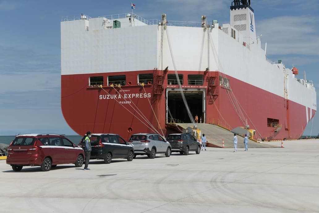 140 unit mobil diekspor ke Brunai Darussalam menggunakan MV. Suzuka Express dari Pelabuhan Patimban pada Desember 2020