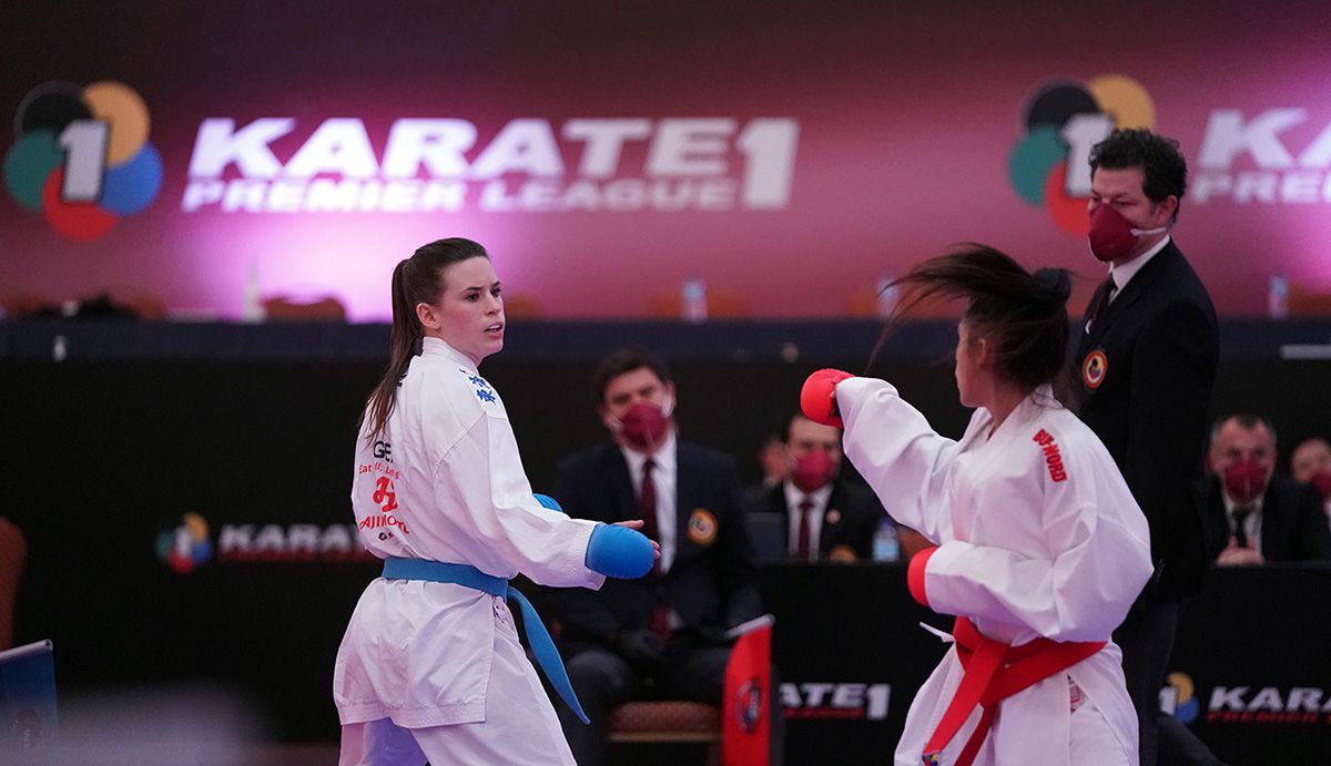                       Karateka Turki berjaya pada hari pertama kompetisi Karate 1-Premier League Istanbul         
