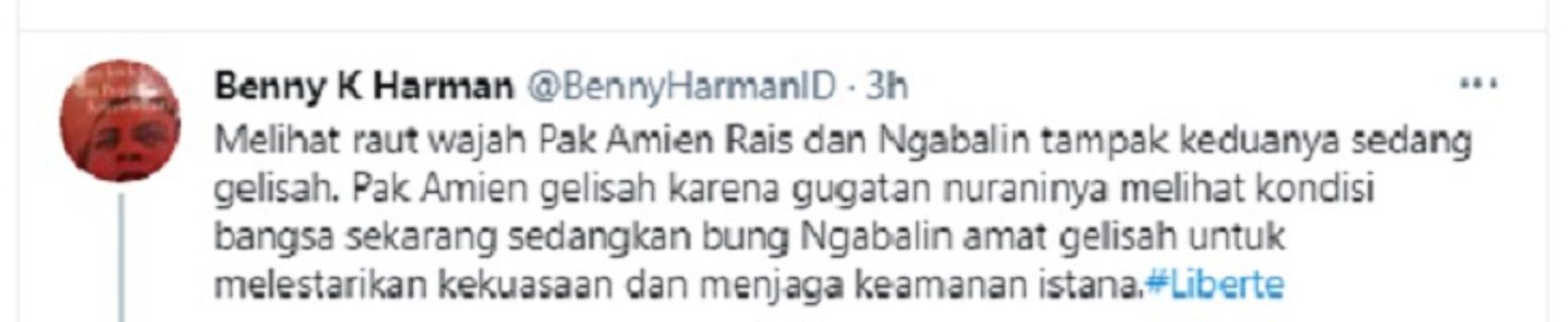 Politisi Partai Demokrat Benny Harman mendikte raut wajah Amien Rais dan Ali Mochtar Ngabalin yang nampak gelisah.*