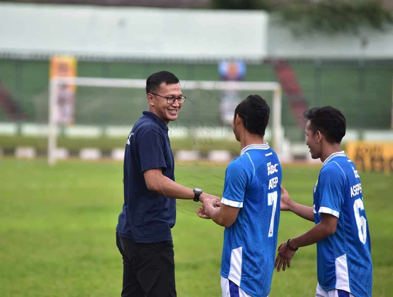 Legenda Persib Bandung Asal Garut, Zaenal Arif