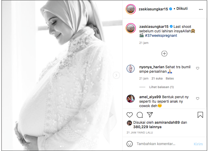 Unggahan Instagram Zaskia Sungkar.*