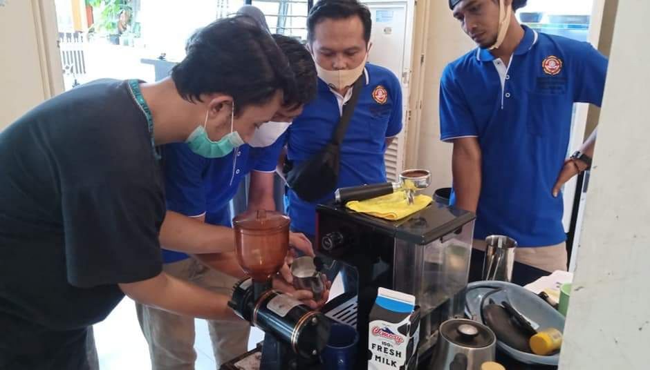 Profesi Barista Kian Menjanjikan Penghasilannya Bisa Mencapai Rp26 Juta Per Bulan 6282