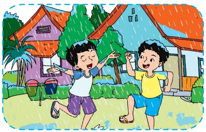 Anak-anak bermain hujan.