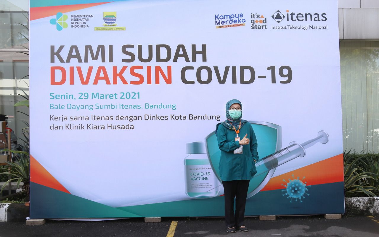 Kegiatan Vaksinasi di Kampus Itenas Bandung, Senin 29 Maret 2021