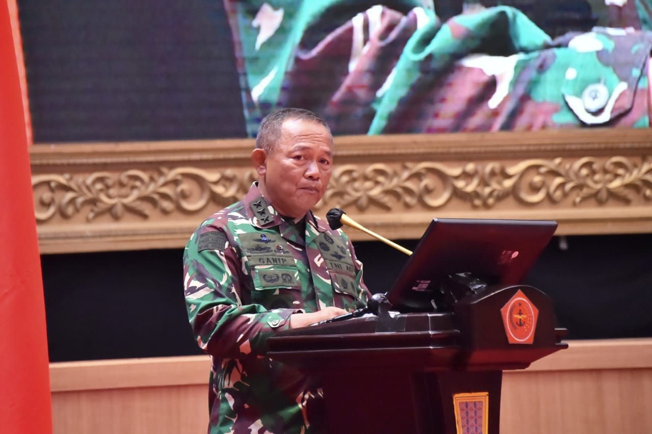 Profil Letnan Jenderal TNI Ganip Warsito Penerima Bintang Dharma ...