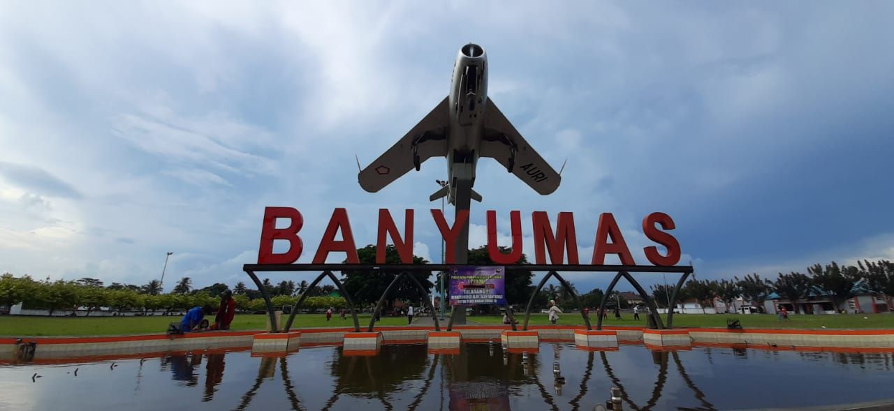 Alun-Alun Banyumas yang merupakan lokasi bersejarah di Kabupaten Banyumas