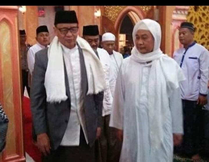 Inilah Profil Lengkap Abuya Uci Thurtusi, Seorang Ulama Yang Dekat ...