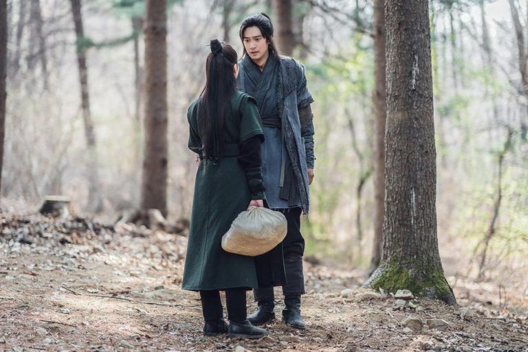 Sinopsis Drakor River Where the Moon Rises Episode 18: Pelukan Hangat Na In Woo untuk Kim So Hyun Setelah Berpisah