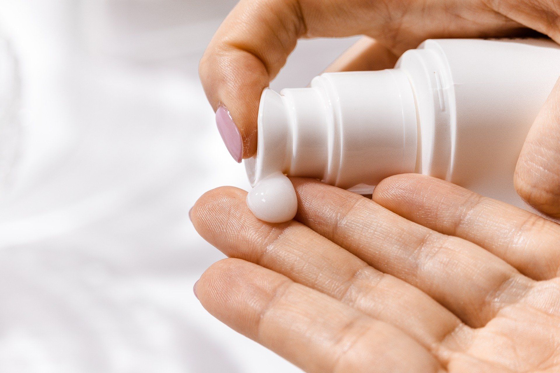 Ini Dia Step Basic Skincare Routine Bagi Pemula - Info Semarang Raya