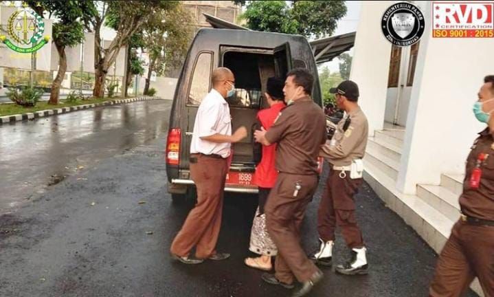 Sunat Dana Hibah Ponpes Dari Pemprov Banten Kejati Tetapkan Es Jadi Tersangka Kabar Banten 9204