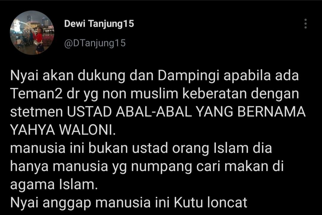 Cuitan Dewi Tanjung yang respons tantangan Yahya Waloni untuk melaporkan dirinya ke pengadilan terkait ucapannya dalam ceramah.