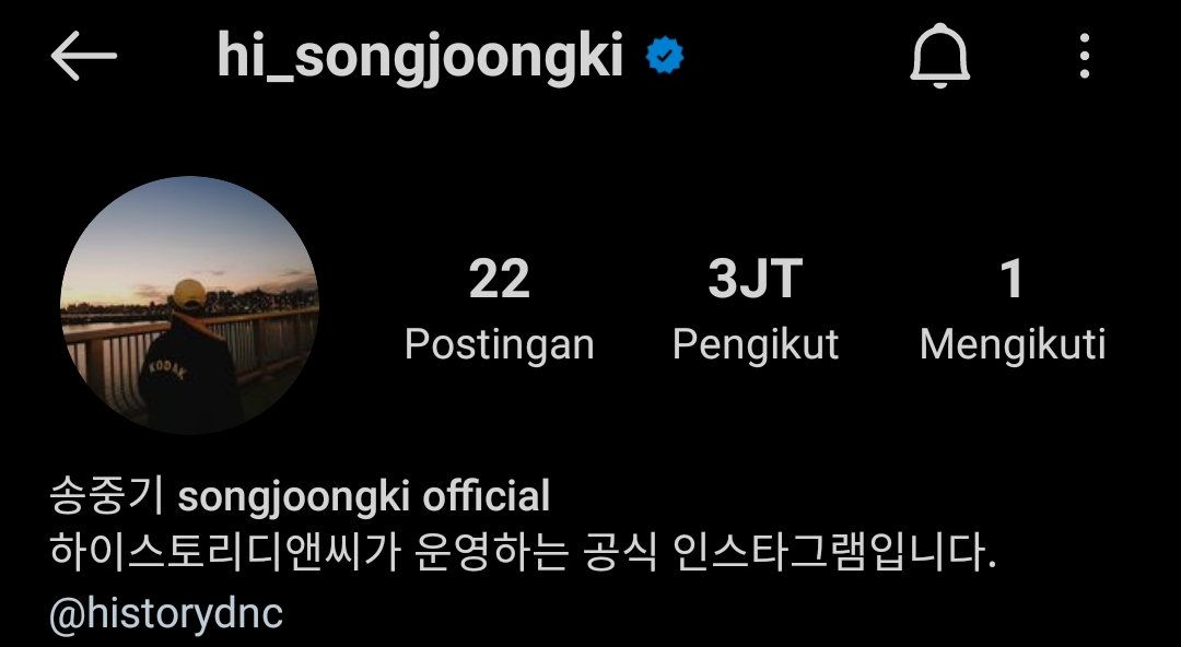 akun instagram milik Song Joong Ki.