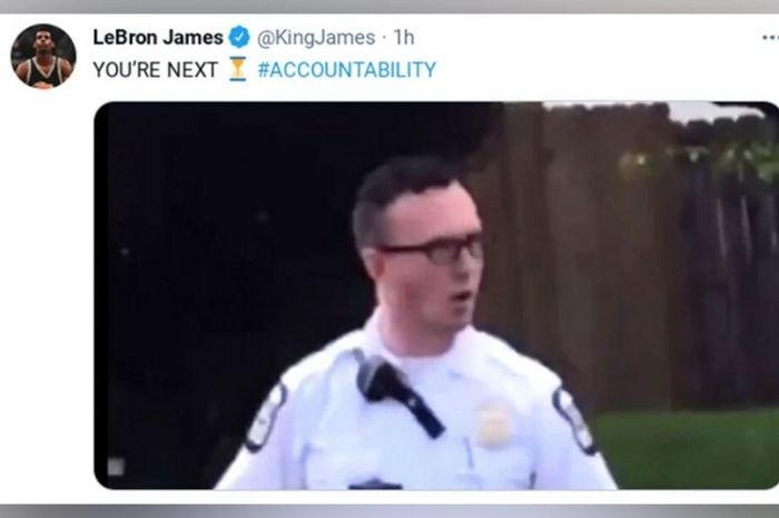 Cuitan bintang NBA LeBron James yang diduga berisi kalimat hasutan usai Polisi Columbus, Nicholas Reardon, menembak mati Ma'Khia Bryant. Namun, cuitan itu kini telah dihapus.