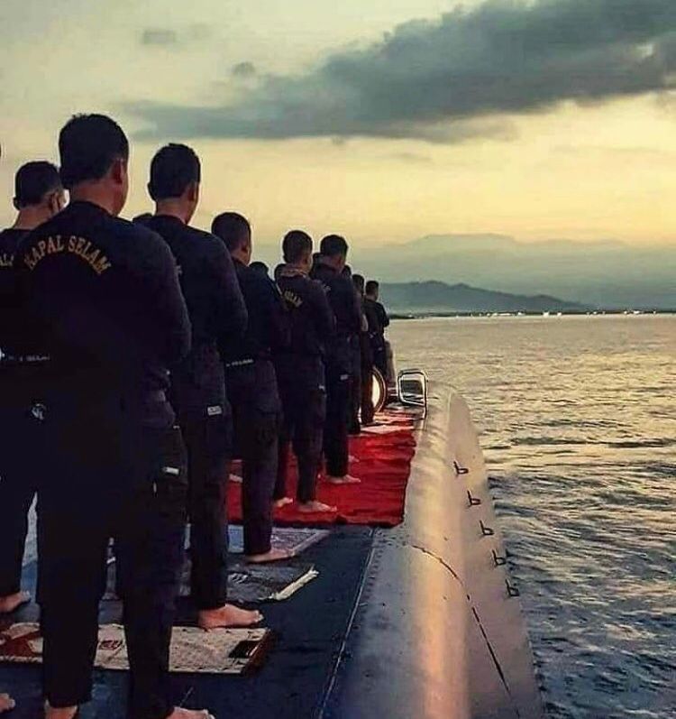 'Tabah Sampai Akhir' Berkumandang Di Media Sosial, KRI Nanggala-402 ...