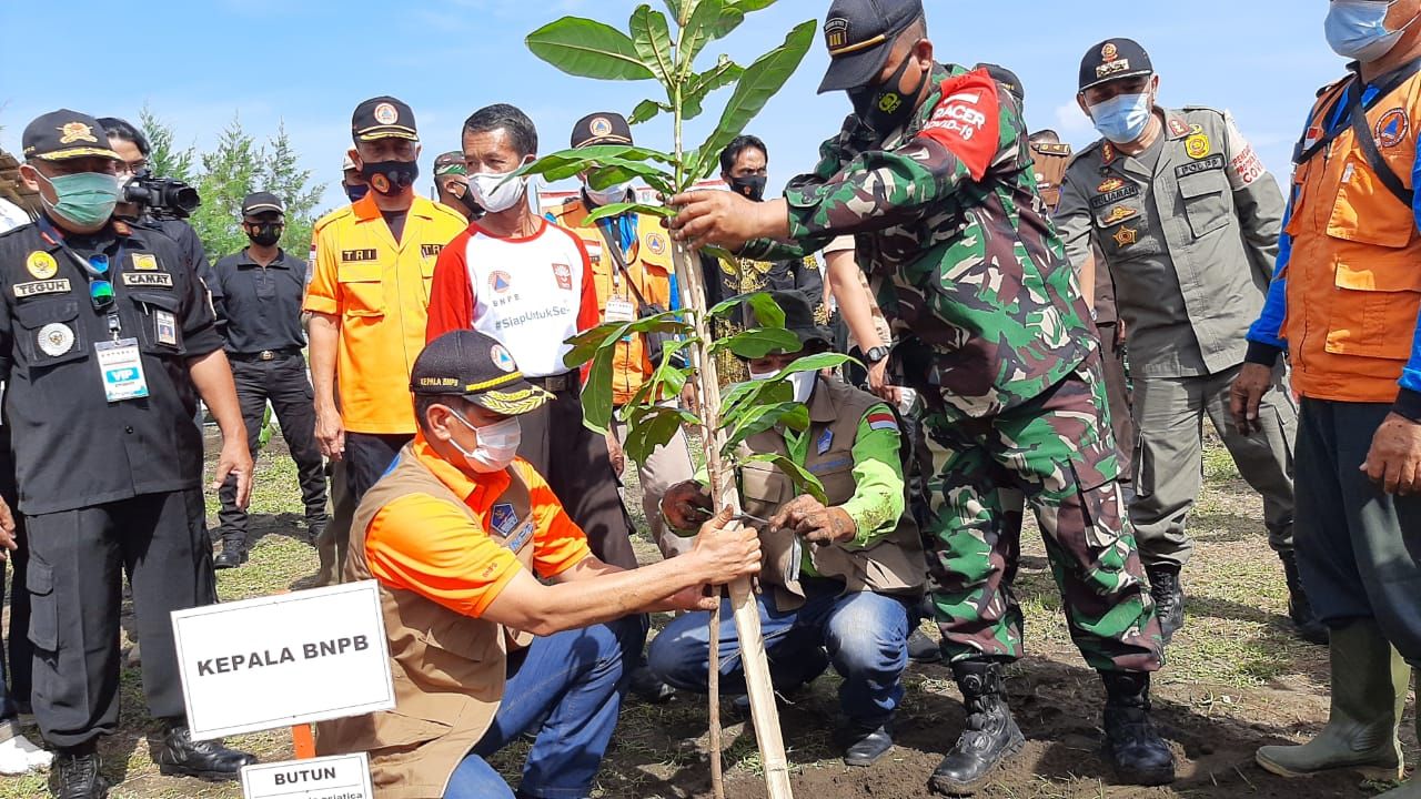 Rangkaian Hari Kesiapsiagaan Bencana 2021 di Cilacap, Kepala BNPB Doni