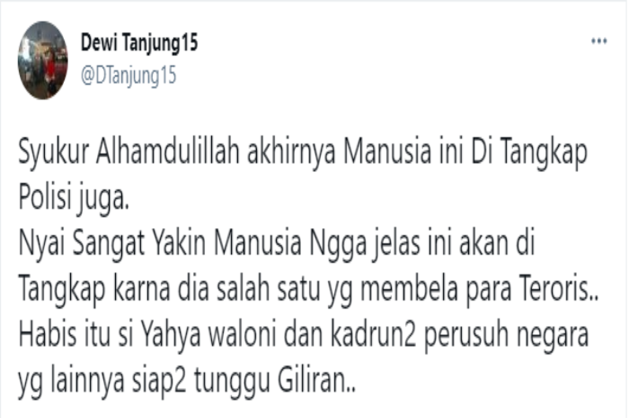 Cuitan Dewi Tanjung perihal penangkapan Munarman oleh Densus 88.*