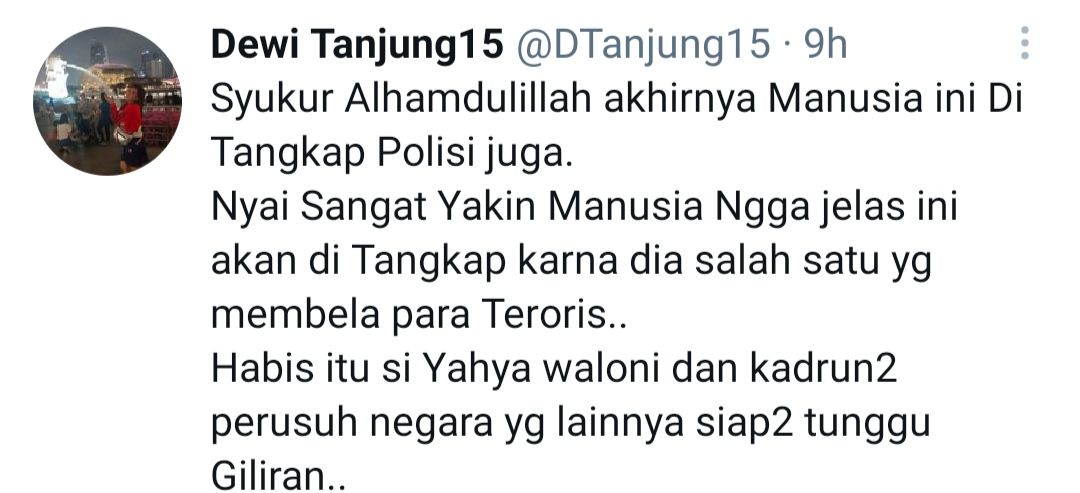 Tangakapan layar cuitan Dewi Tanjung terkait penangkapan Munarman