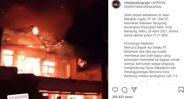 Kebakaran rumah toko di Babakan Tarogong, Kota Bandung, Rabu 28 April 2021