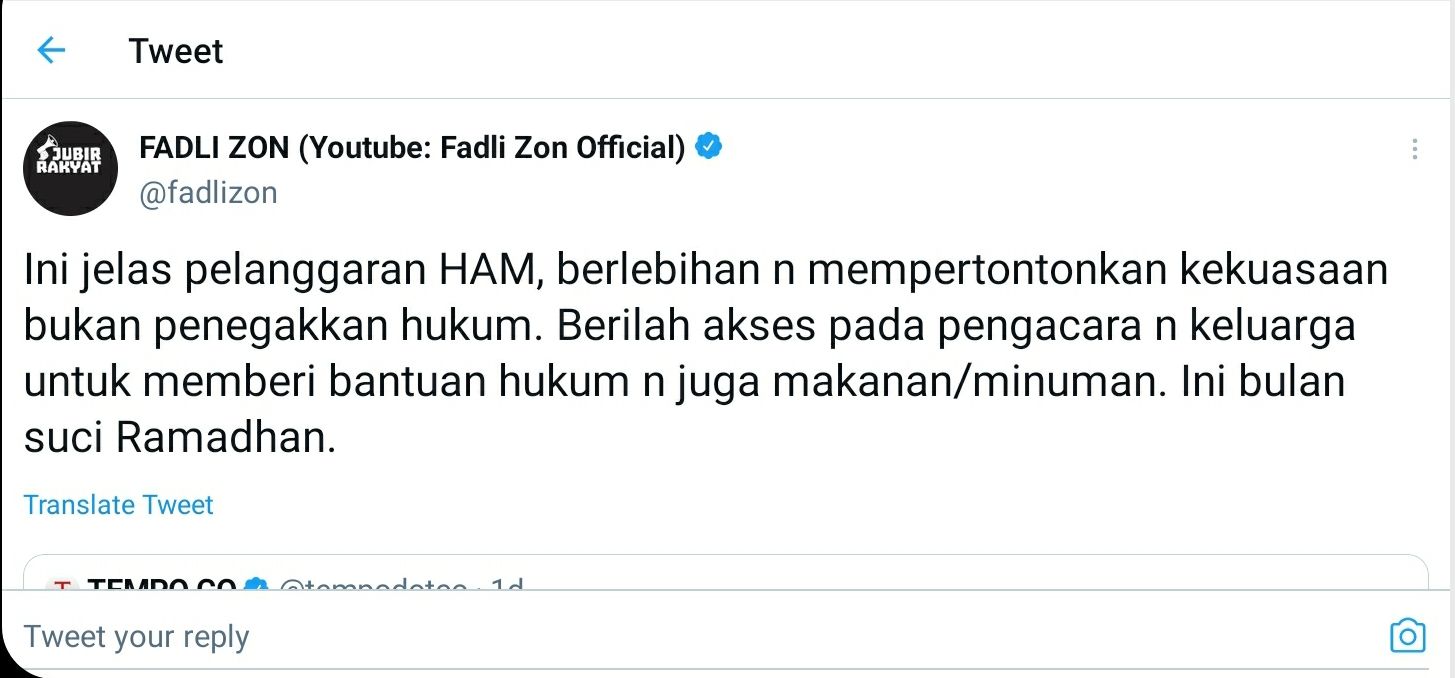 Fadli Zon menanggapi kuasa hukum Munarman yang mengaku kesulitan bertemu kliennya. Ia menyebut hal ini sebagai pelanggaran HAM.*