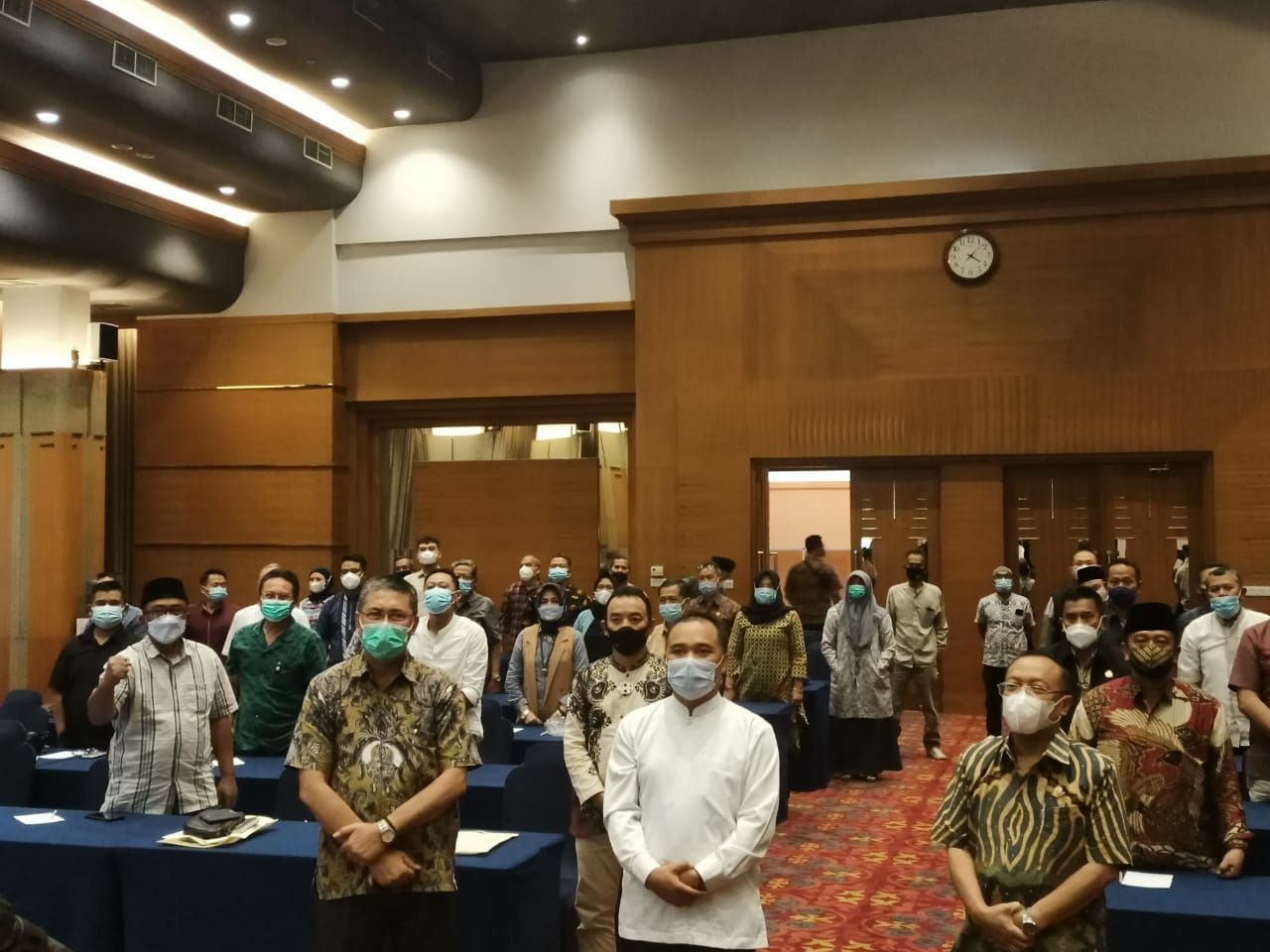 Foto bersama, usai mengikuti Workshop Kejari dengan seleuruh pimpinan dan anggota DPRD Kabupaten Bandung 
