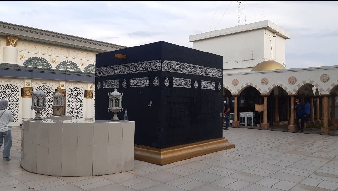 Hijr Ismail Di Masjidil Haram Bagian Kabah Yang Penuh Berkah Tempat Mustajab Untuk Berdoa Portal Jogja