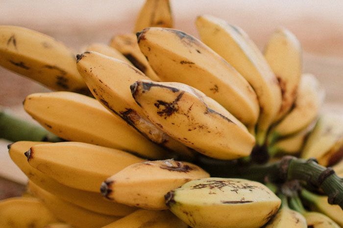 Buah pisang penambah energi saat puasa.