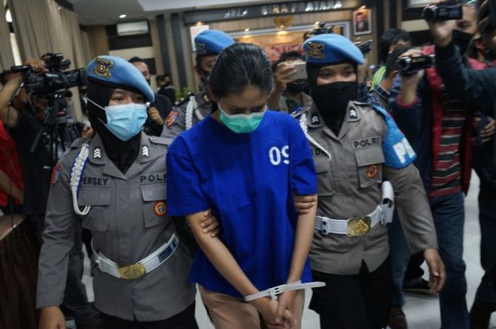Wanita misterius, NA (25) yang menewaskan seorang bocah berinisial NFP (10) anak dari pengendara ojek online di Bantul berhasil diamankan Polda DIY.