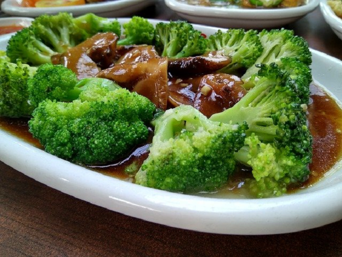 Ilustrasi resep masakan sup brokoli untuk buka puasa anak