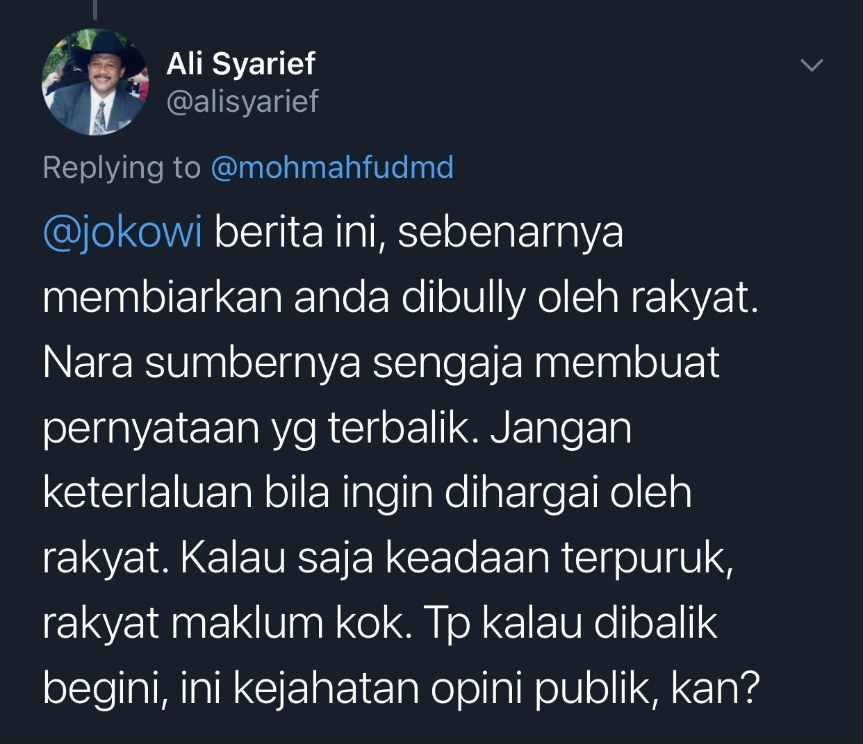 Cuitan Ali Syarief yang respons pernyataan Mahfud MD soal kepuasaan publik kepada Jokowi meningkat.