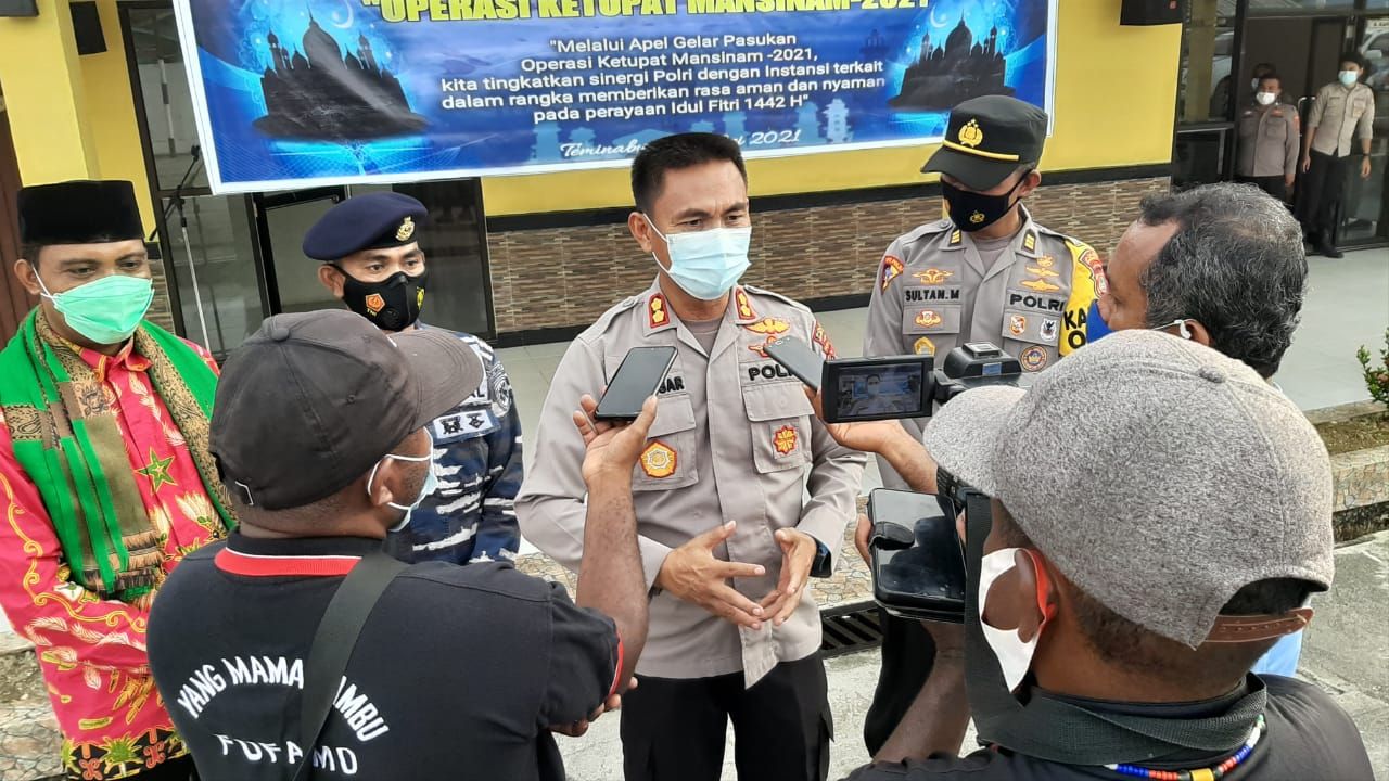 Kapolres Sorong Selatan AKBP Sahat MH Siregar, SH