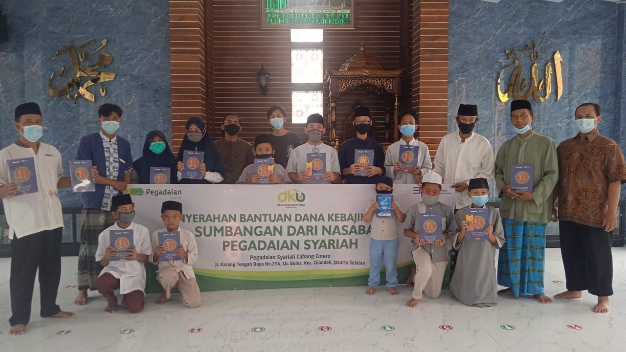 DT Peduli Jakarta Salurkan 100 Paket Al-Quran dan Iqro Bersama Pegadaian Syariah Cinere